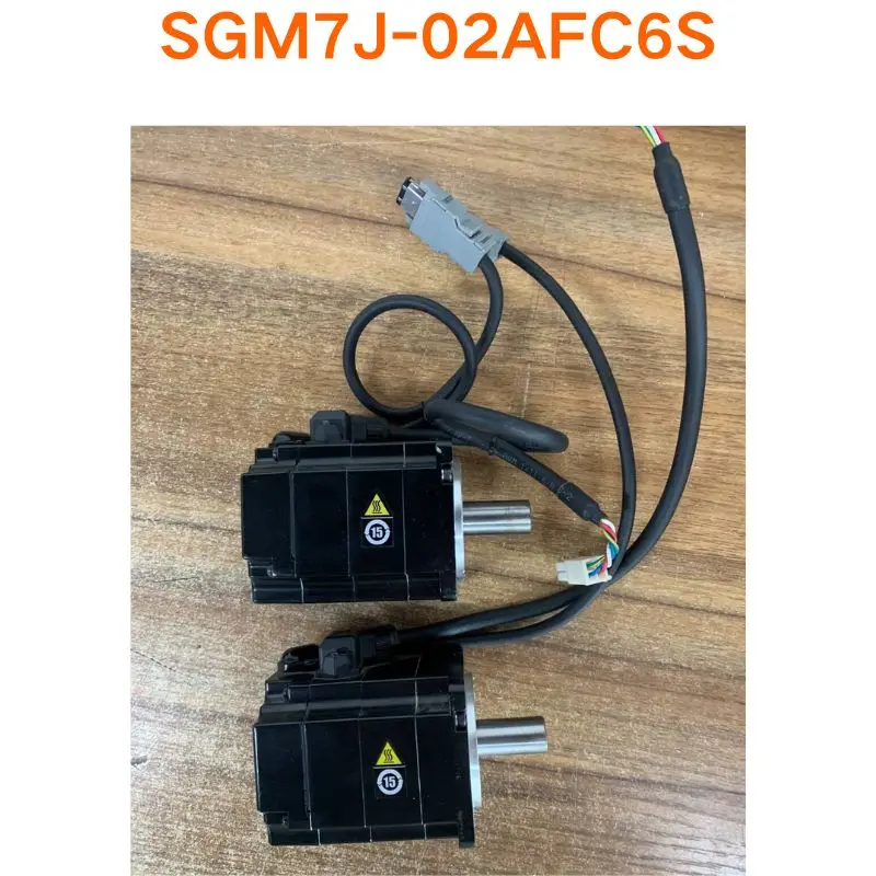 

Second hand test OK SGM7J-02AFC6S servo motor