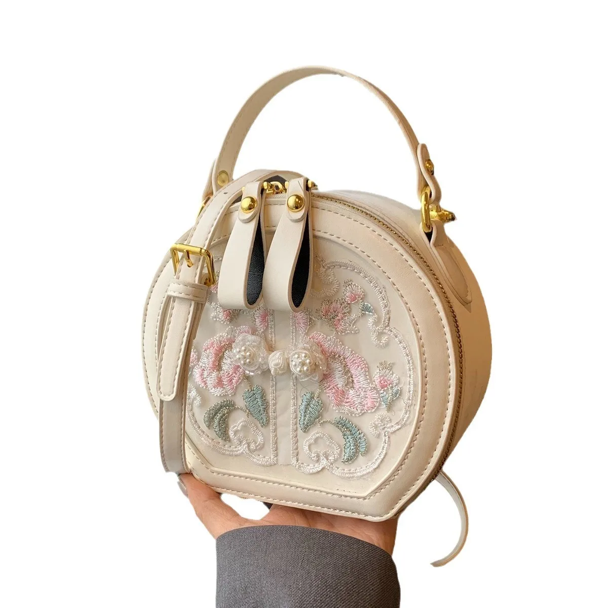 Fashion Niche Embroidered Handbag For Women In 2024, New Versatile Crossbody Bag, Popular Chinese Style Portable Small Round Bag