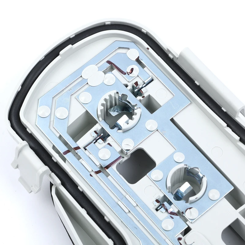 New Right Left Rear Taillight Lamp Bulb Holder Cover For VW Cross Polo 4 9N GTI GEN 2 2007 2008 2009 2010 6Q6945257F 6Q6945258F view 5