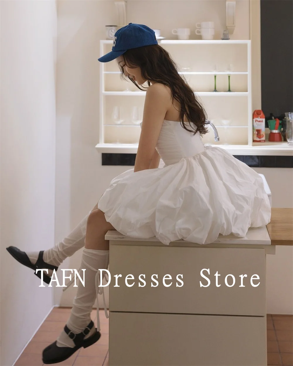 TAFN Short Wedding Dresses Spaghetti Straps A-line Mini Ball Gown Sleeveless Simple Korea Photo Shoot Dresses Custom Made