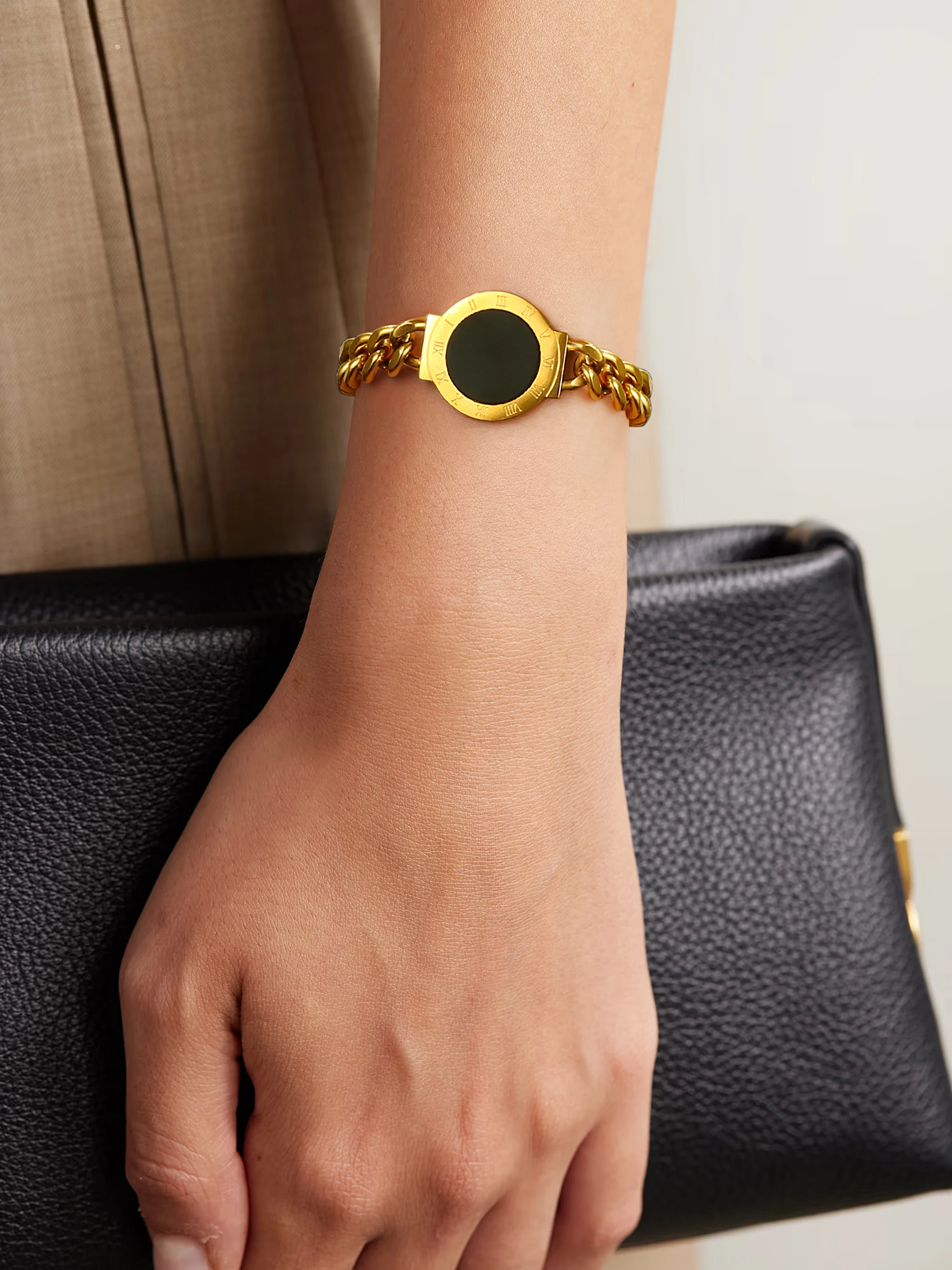 

Joya Love Fashion Gold Color Black White Reversible Roman Bracelet For Women Girl Stainless Steel Wrist Chain Jewelry Gift 2024