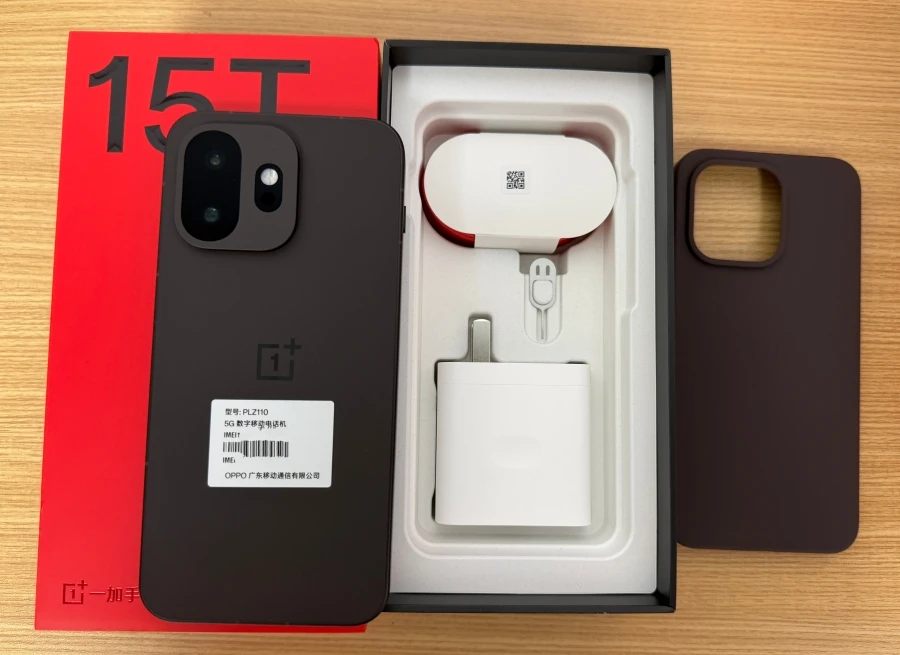 OnePlus 15T Unlocked Network Snapdragon 8 Elite Gen 5 Screen 6.32 Inch AMOLED 165HZ Battery 7500mAh 100W Supercharge 50MP