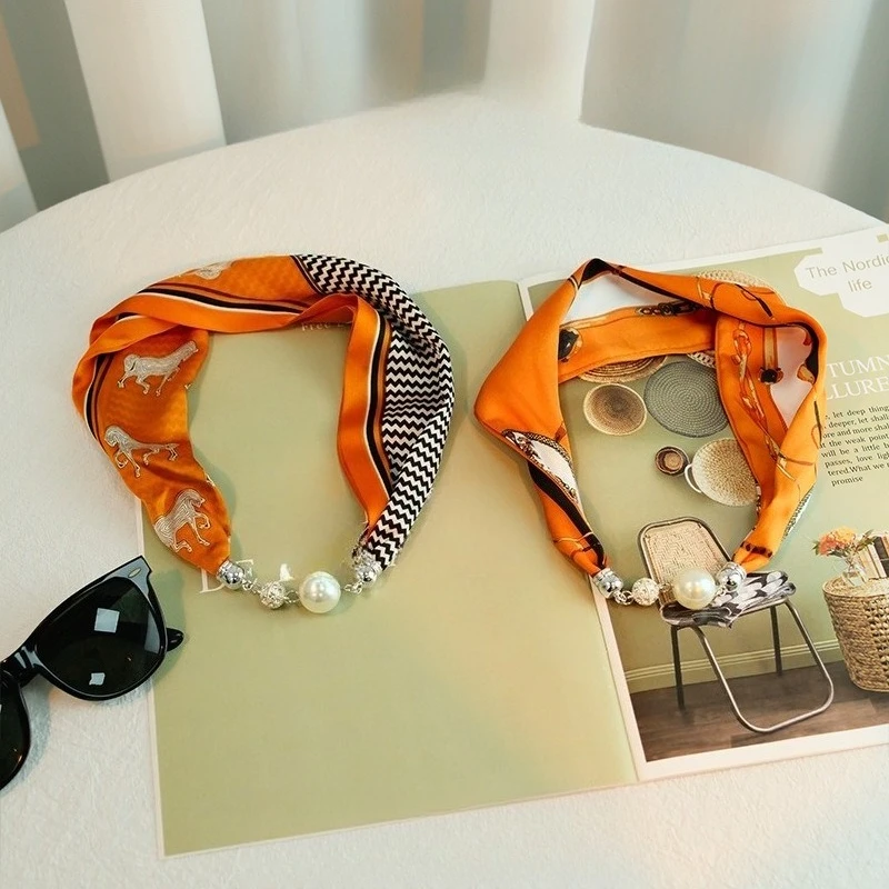 Lazy Magnetic Buckle Scarf with High End Feel New Fashionable Collarbone Chain Women Neck Protection Temperament Pearl Wholesale