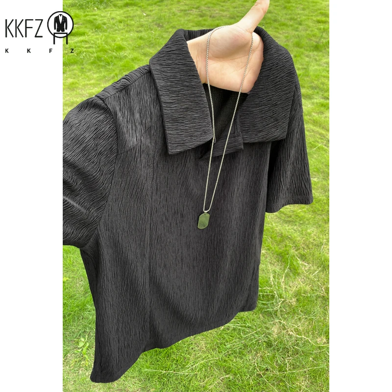 Male Loose Fit Wrinkle Textured Short Sleeve Shirt Lapel V Notch Neck Airy Fabric For Commute And Leisure Occasions