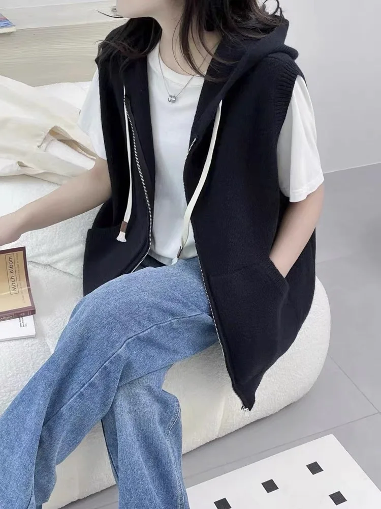 

Korean Trend Autumn Winter Solid Sleeveless Zipper Cardigan Vest Sweater Women's Versatile Hooded Short Knitted Tank Tops Casual