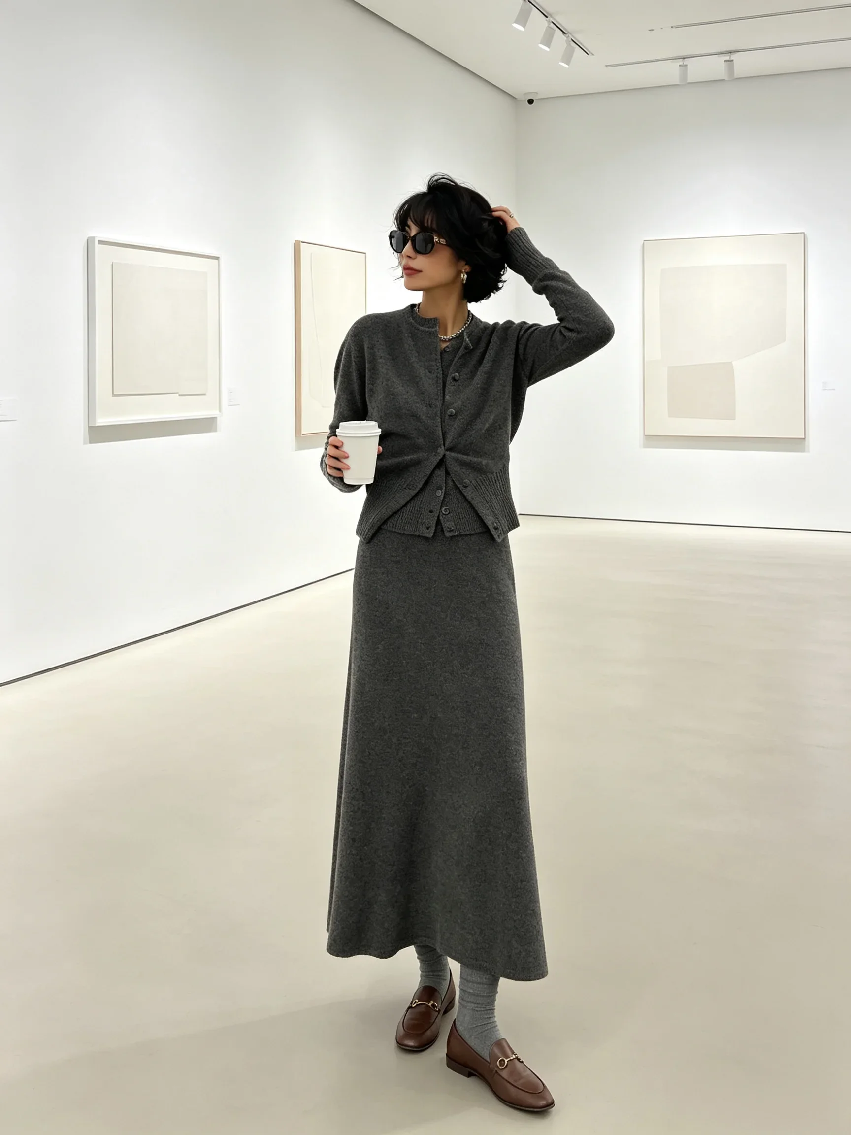Women's Three Piece Autumn/winter Fashionable Sleeveless Vest Cardigan and Skirt Set Suitable for Daily Office Wear