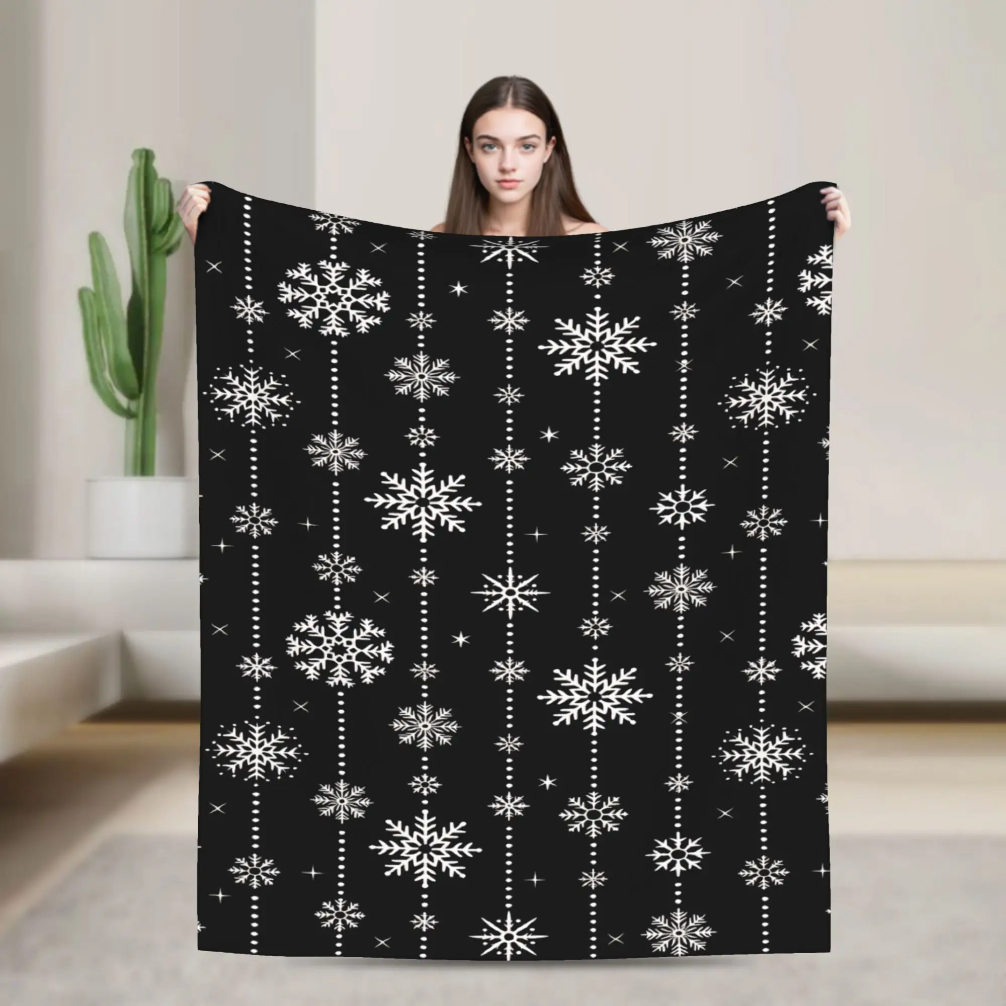 Black Subtle Snowflake Flannel Blankets  Soft Warm Throw Blanket for Couch Chair Picnic Fashion Bedspread Sofa Bed Cover