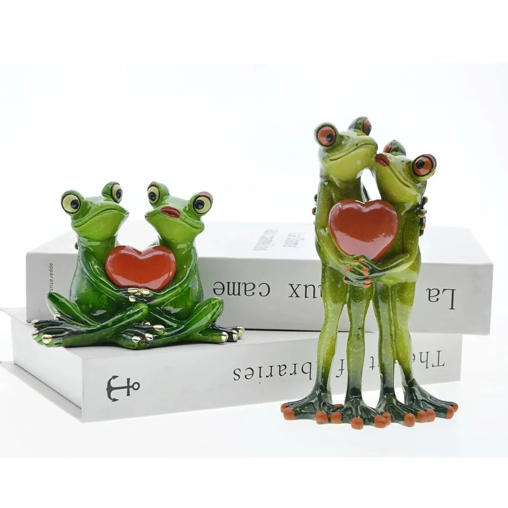 

Couple Frog Statue Red Heart Figurine Home Interior Desktop Decoration Animal Sculpture Resin Crafts Wedding Ornaments Gifts