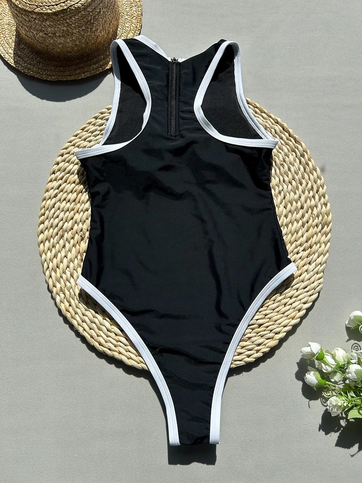 Traje de baño Sexy de retazos blanco y negro de una pieza con cremallera en la espalda, Bikinis con Tanga, trajes de baño, trajes de playa, mono, bikini