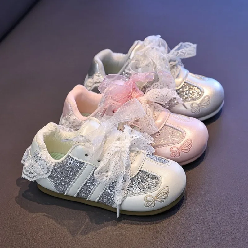 

2026 Girls' Spring/Summer New Style Sneakers Pink Cute Flower, Fashion Versatile Casual Shoes, Lace Bow Cute, Non-Slip Soft Sole