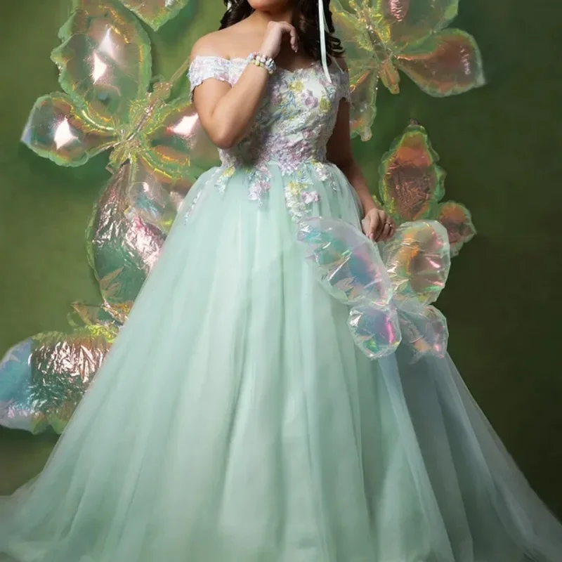 

Customized Mint Green Quinceanera Dresses Off the Shoulder flower applique Long tail Vestido 15 Quinceanera