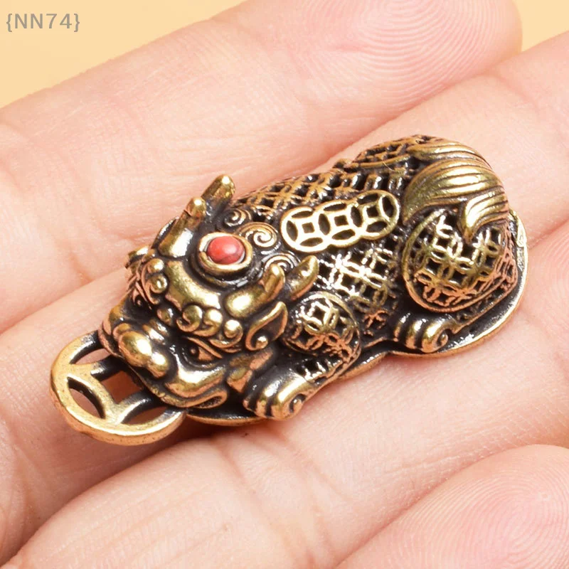 Brass Pixiu Coin Charm - Chinese Wealth Talisman for Home & Office Desk, Lucky Animal Figurine & Decorative Ornament