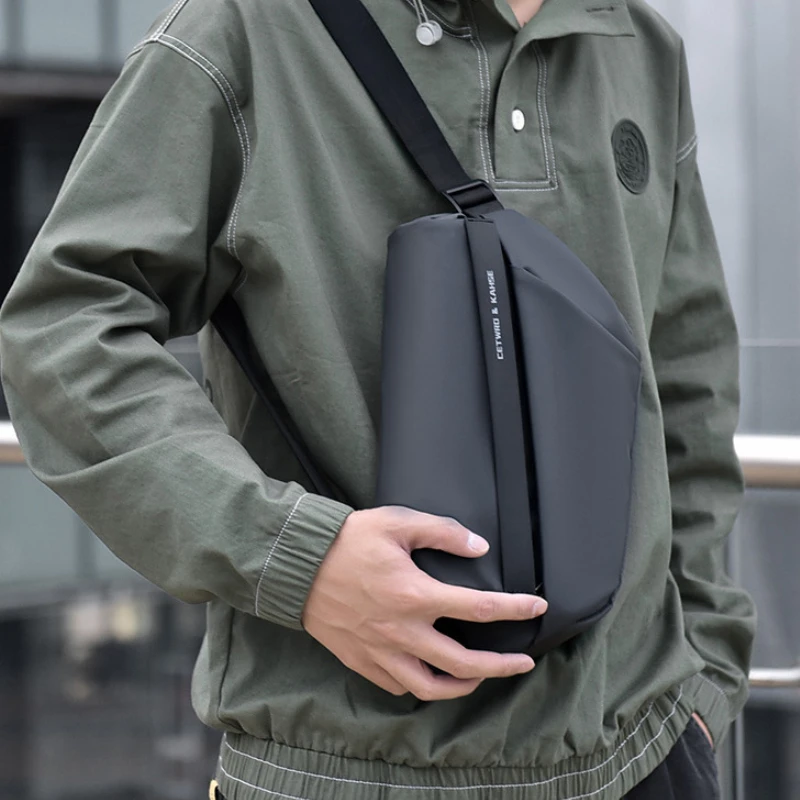 Chikage Personality Hipster Messenger Bag Large Capacity Men's Chest Bag Multi-function Commuter Trend Waterproof Shoulder Bag