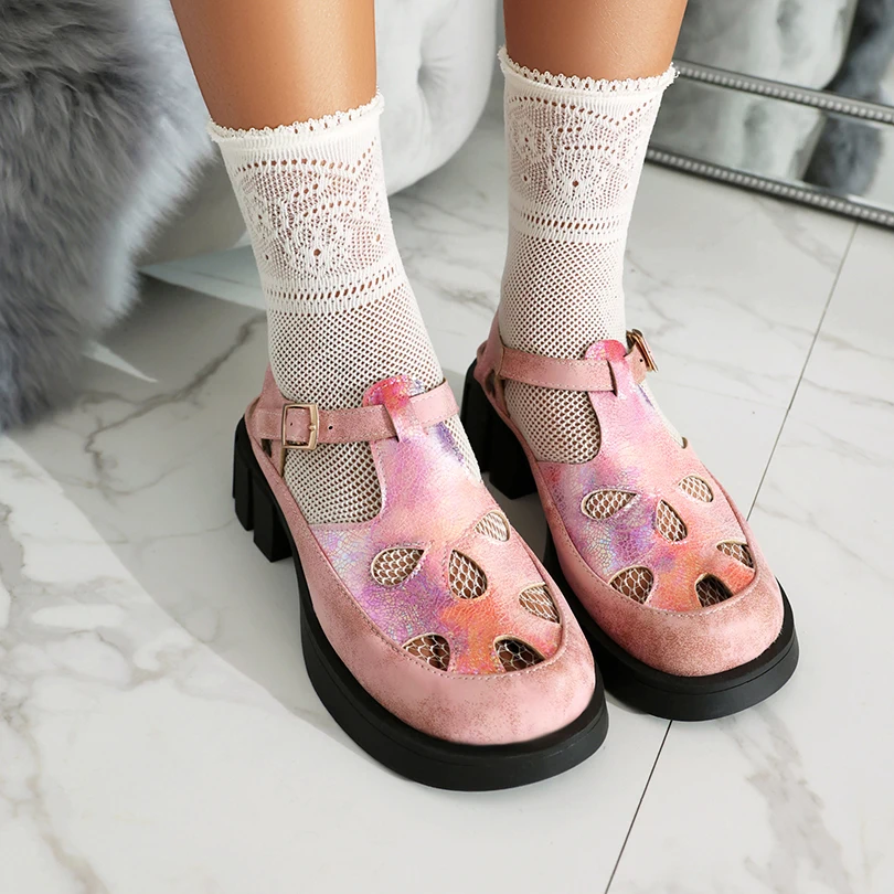 Mixed Colors Sponge Cake Sole Hollow Circular Hole Casual Hole Shoe Ankle Buckle Anti Slip Gradient Color Fashion Girl's Sandals