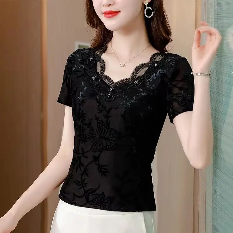 New Summer Women\'s Solid Colors V-Neck Short Sleeve Spliced Lace Loose Thin Temperament Pullovers Fashion Chic Comfortable Tops