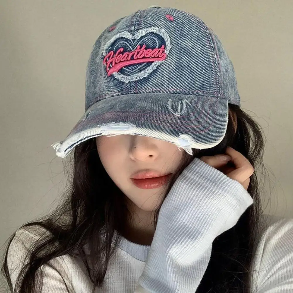 Berretto da baseball vintage Love casual stile coreano Y2K visiere con lettera ricamo cappello con visiera berretto snapback in denim da viaggio