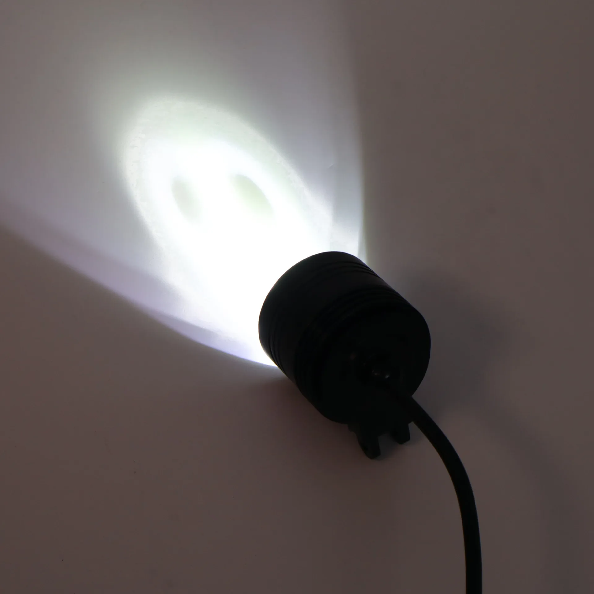 TCYATO Circular Super Bright Car Headlights L4X Tricycle Modified Headlights Motorcycle External Strong Spotlight