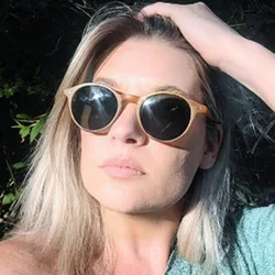 FEISHINI occhiali da sole Polaroid all'ingrosso donna Vintage UV400 Brand Trendy Small Frames Ladies Retro Driving Glasses Men Polarized