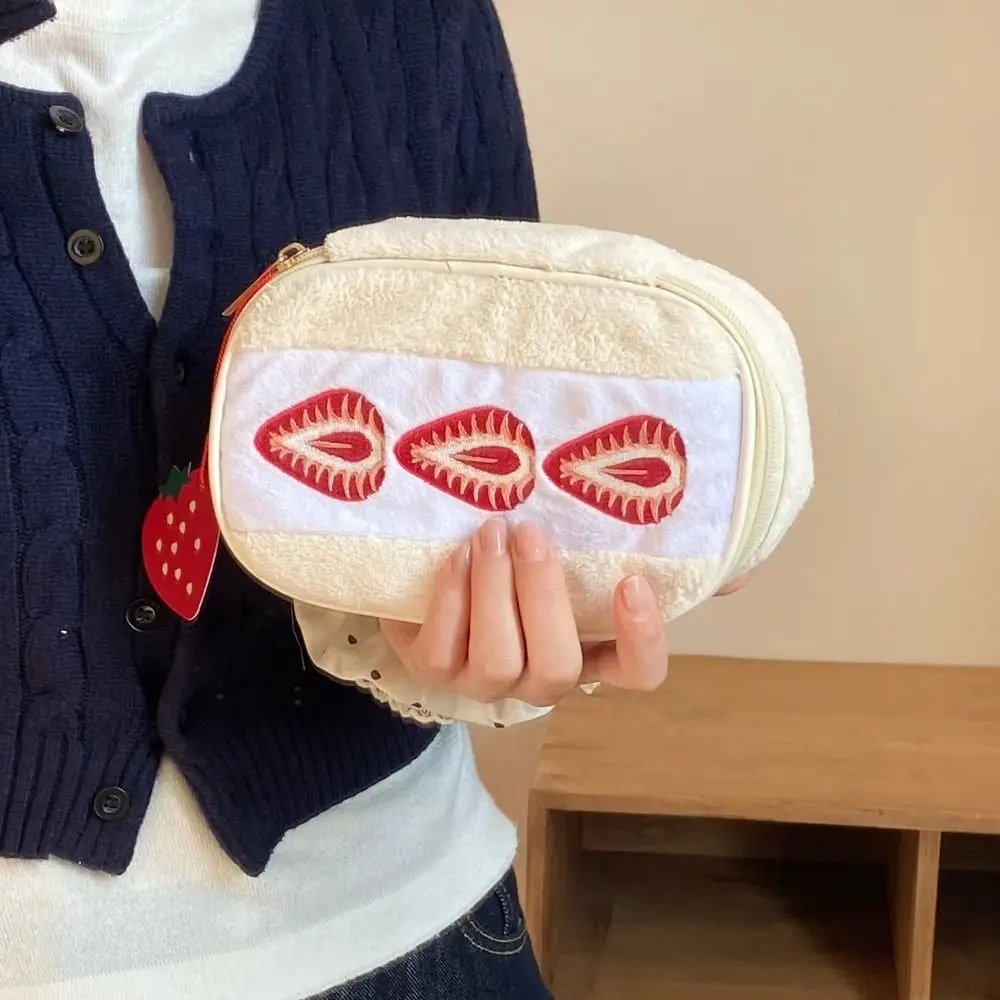 

Large Capacity Strawberry Plush Makeup Bag Zipper Coin Purse Cute Cosmetic Bag Multifunctional Pencil Case Toiletry Bag Women