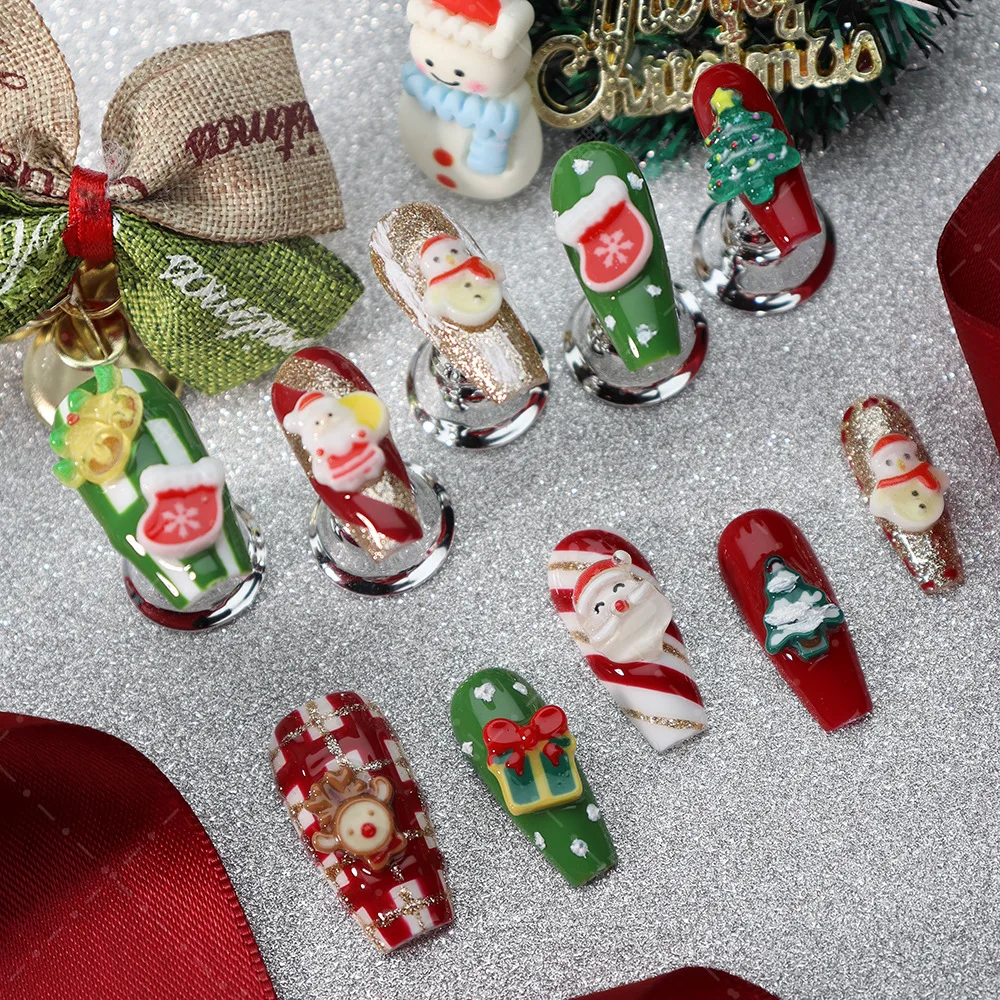 10pcs New Christmas Press On Nails Handmade 3D Reindeer Xmas Tree Santa Claus Decor Fake Nail Flash Gold Red Green False Nails