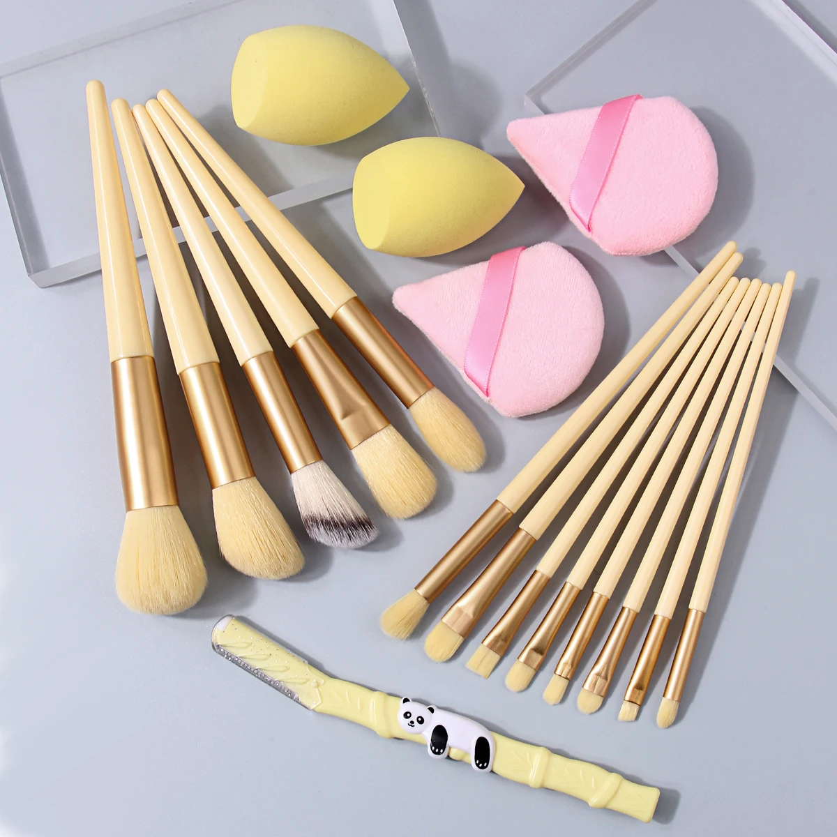 18PCS Yellow Makeup Brush Set with Beauty Sponges,&Eyebrow Razor, Foundation, Eyeshadow & Blush,All-in-One Kit for Beginners