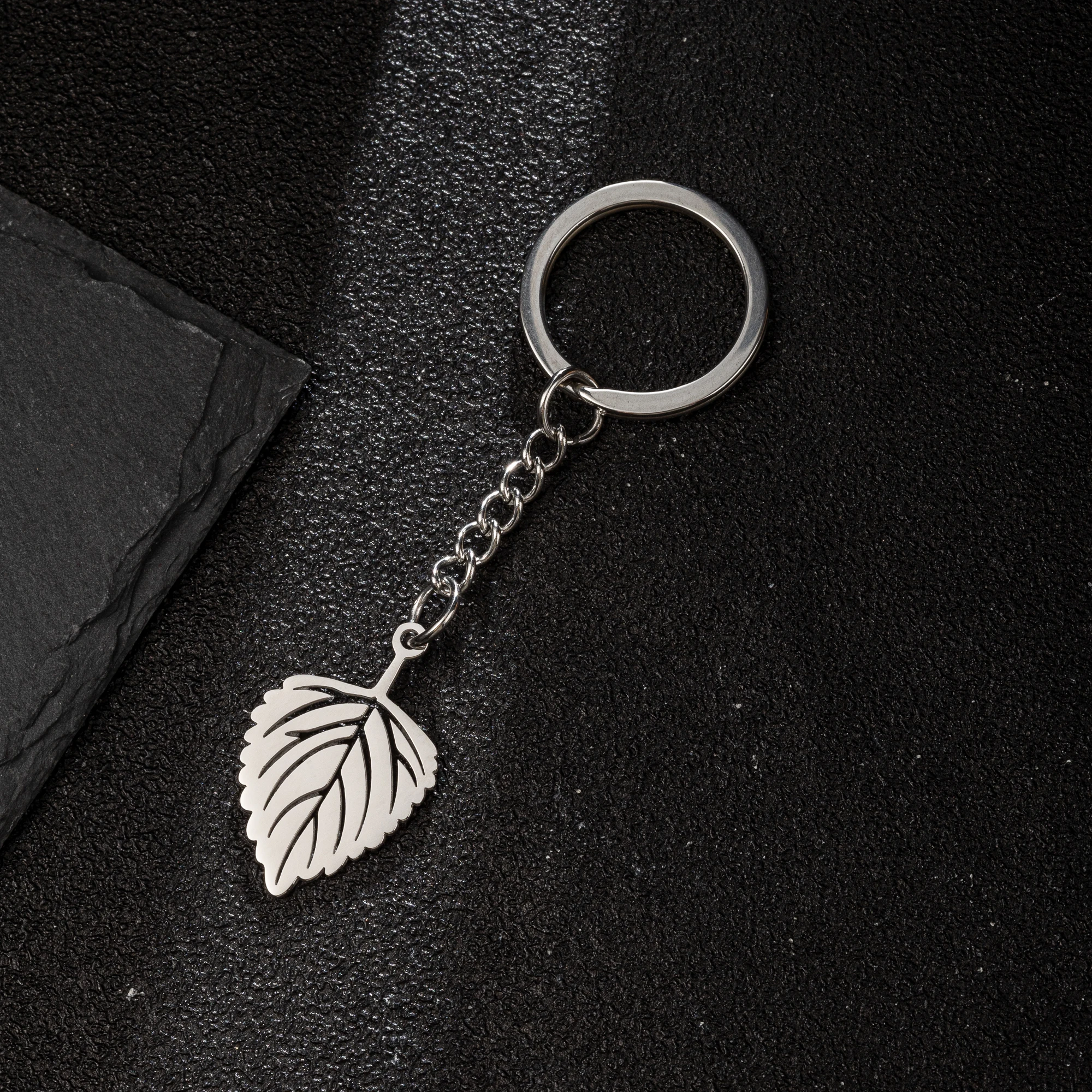 Shuangshuo Retro Leaf Keychain Plants Key Ring Tree Leaves Key Chain For Women Men Handbag Accessorie Car Hanging Jewelry Gift