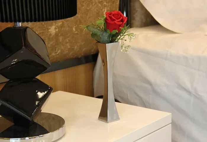 Europe Style Stainless Steel Square Vase Desktop Flower Bottle Single Metal Vase Nordic Style Home Decor Nordic Vase
