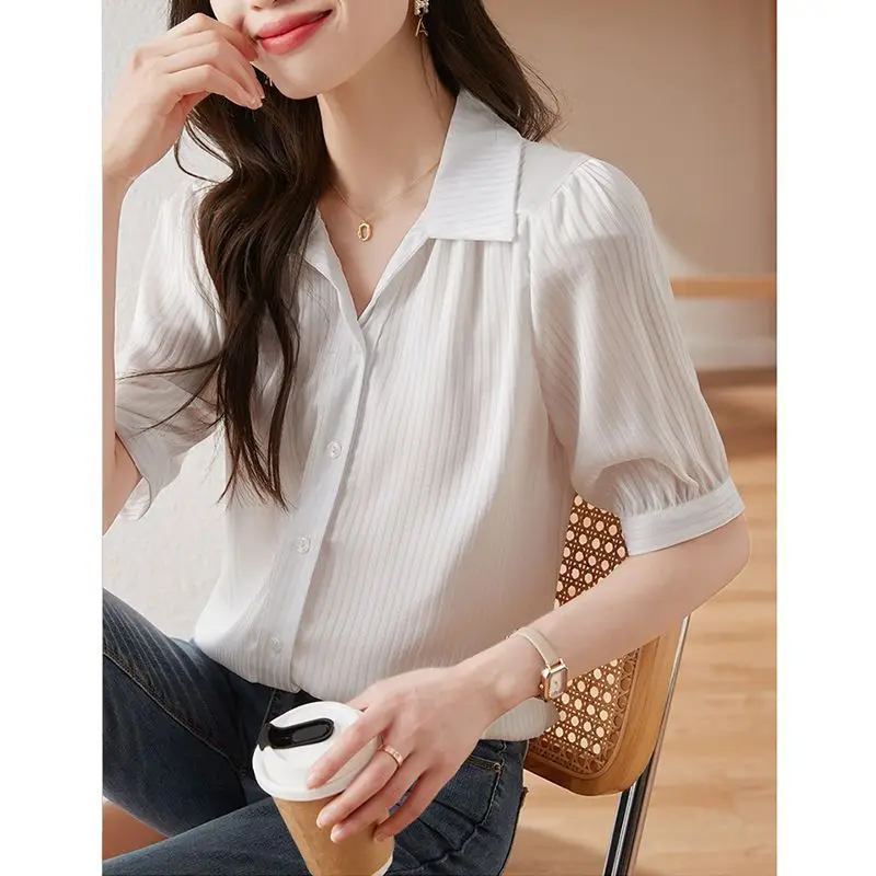 Temperament Franse Stijl Zomershirts Dames Solide Polo-Hals Single Breasted Fashion Office Dames Halve Mouw Losse Casual Tops