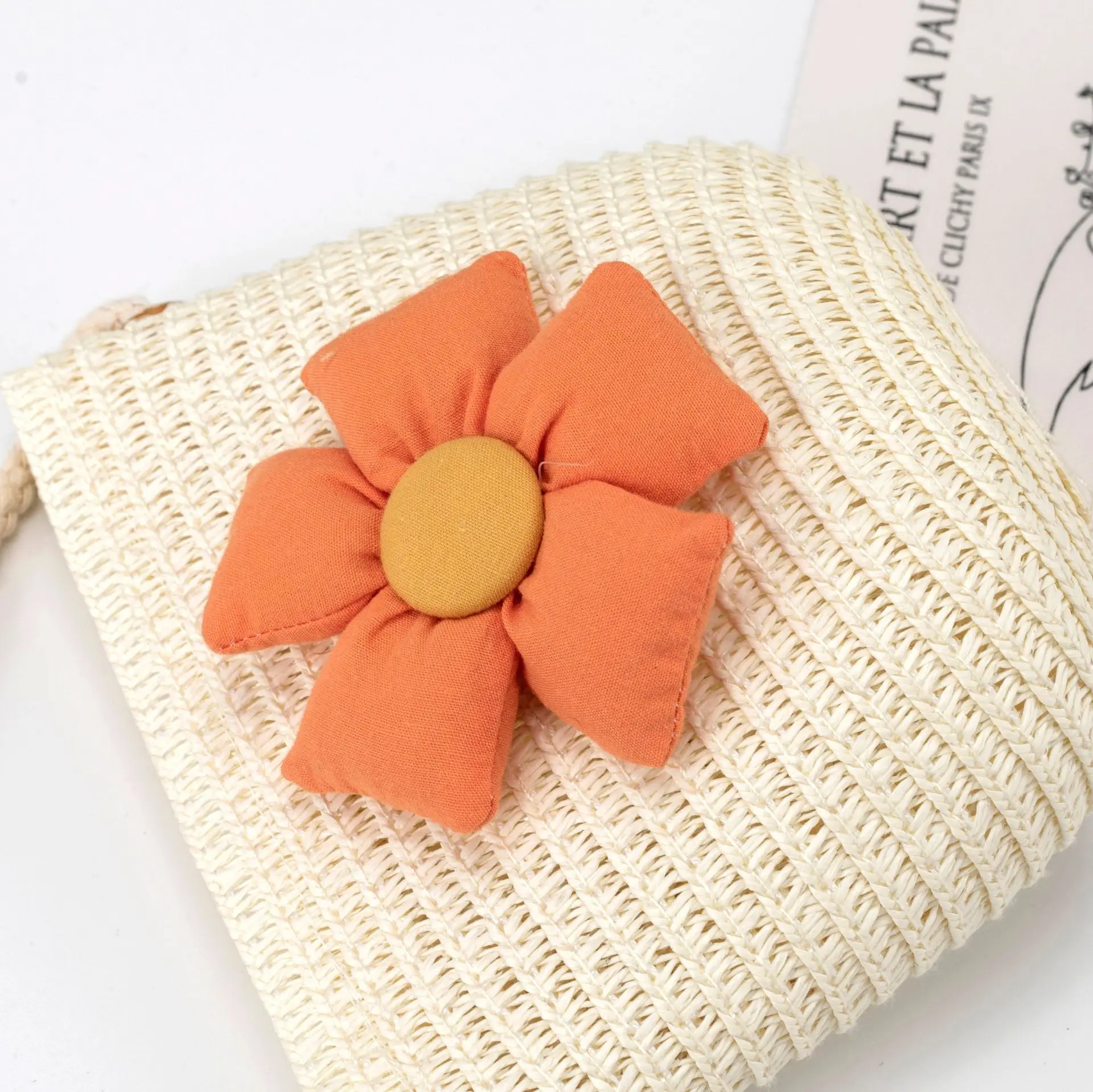 Bolso de mano de paja para niños, bolsos de hombro de tejido para niños, bolso cruzado de flores de moda de verano para niñas, hecho de Natural