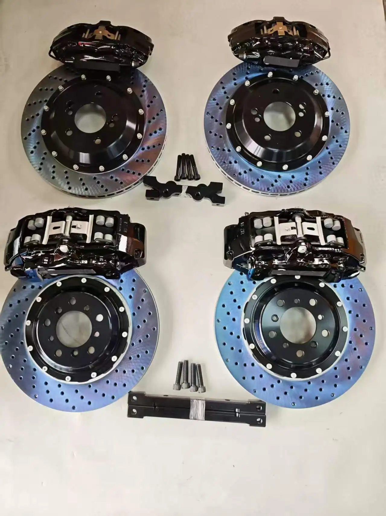 6 Piston Brake Caliper 18Z High Performance Brake Kit System Customizable Style for Hilux Revo Hiace 300