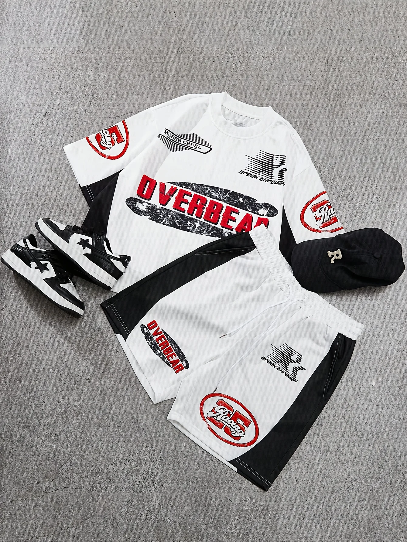 

New men's short sleeves and shorts for summer 2025 breathable casual and fashionable with letter prints