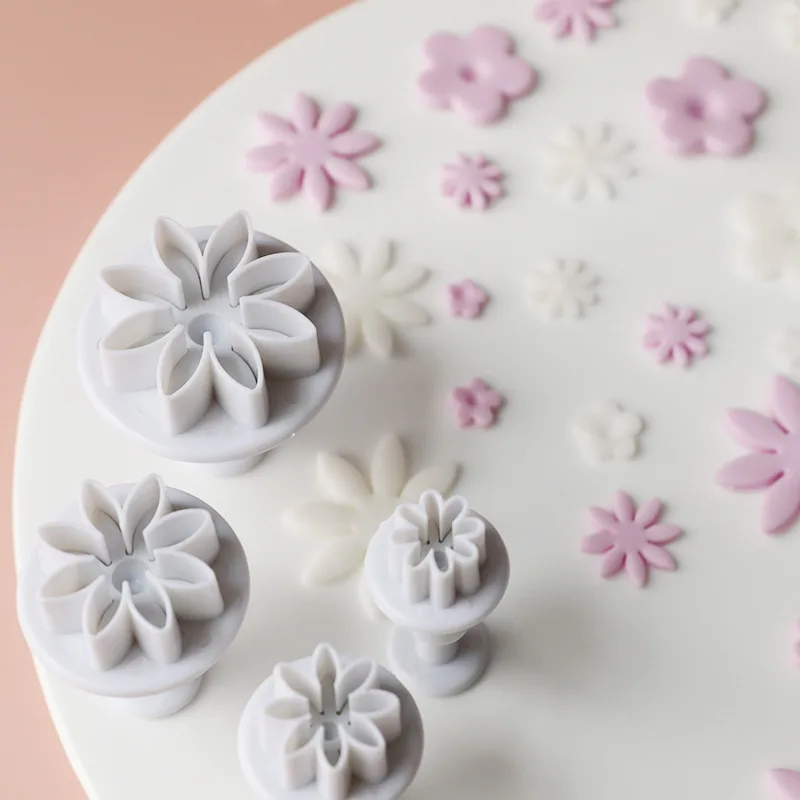 4/8Pcs Plum Flower Daisy Flower Cake Plunger Fondant Cookie Cutter Mold Plum Baking Decorating Biscuit Stamps for Kitchen Tools