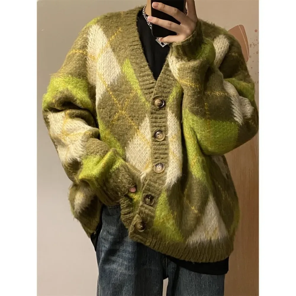 

New Autumn Winter Fashion Women's Knit Green V-neck Long Sleeved Casual Loose Sweater Cardigan Diamond Grid Knitted Fabric Tops