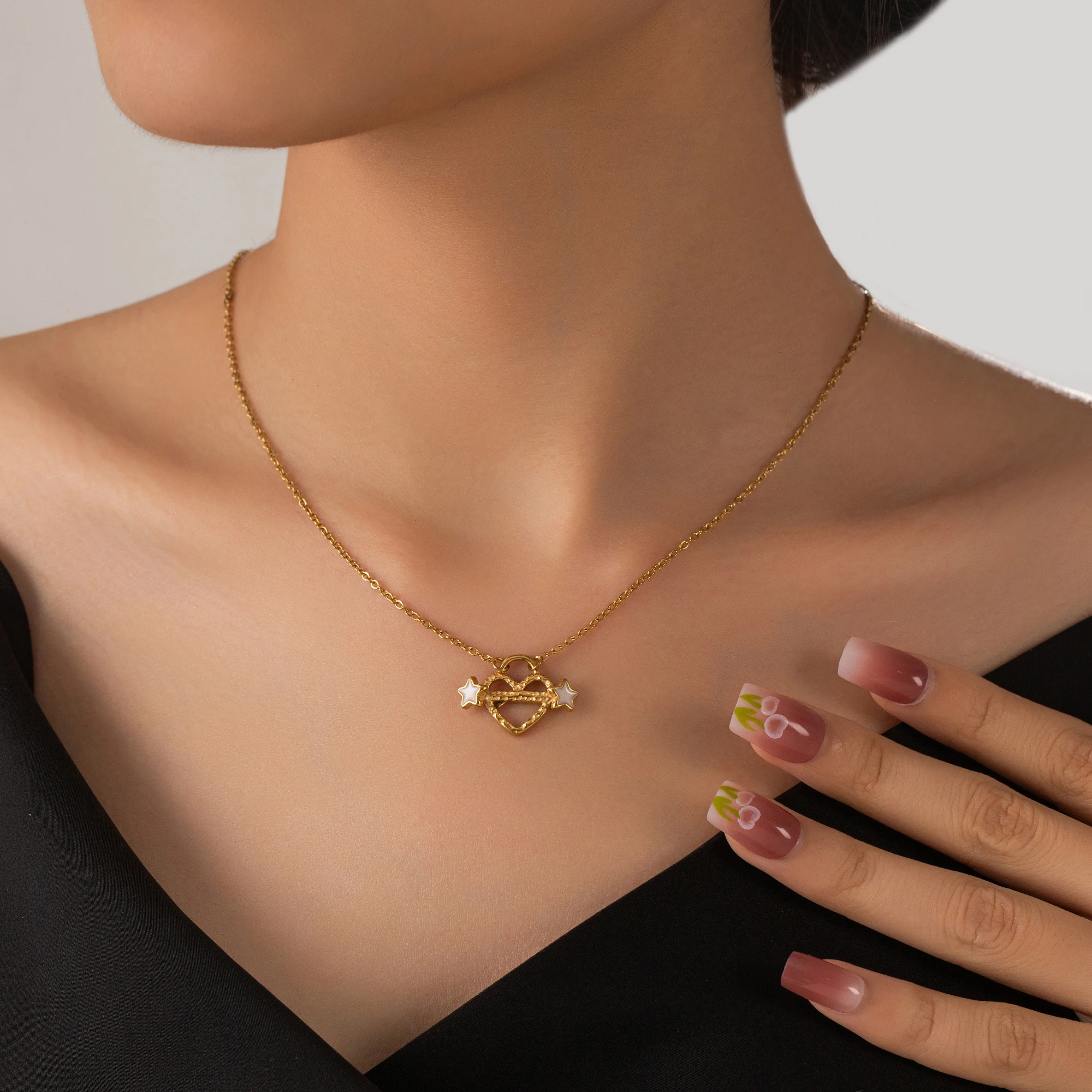 

Stainless steel DIY heart pendant living chain heart circular necklace vacuum plated 18K gold in the furnace