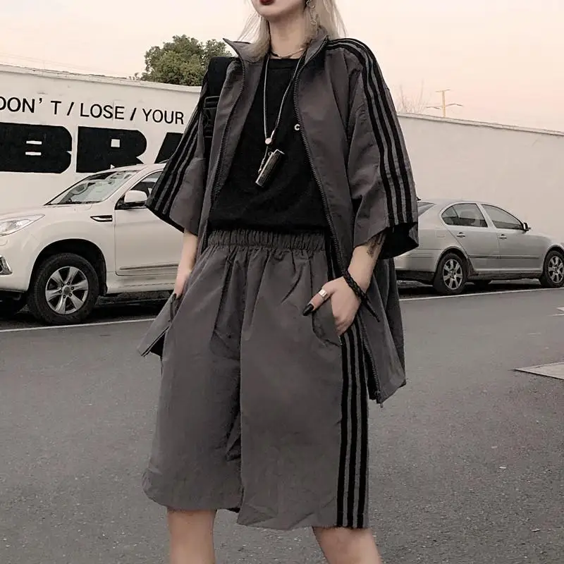 Fashion Casual Set for Women in Large Size Two-piece Set for Women Ins Trendy Loose Short Sleeved Jacket+shorts Two-piece Set