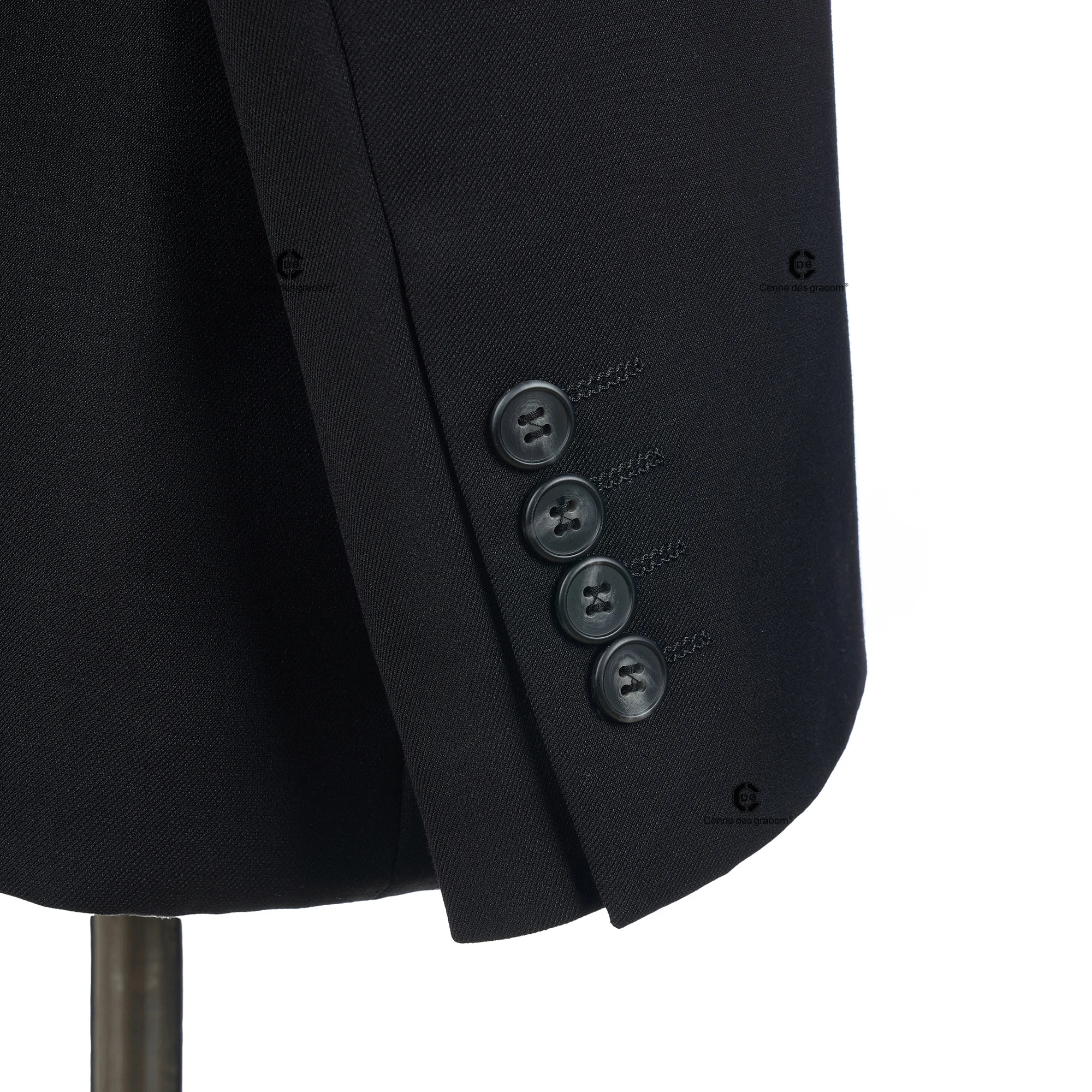 Cenne Des Graoom 2025 بدلات سفاري سوداء جديدة بياقة مربعة مصممة خصيصًا سترة سروال رسمي غير رسمي للأعمال ملابس يومية رسمية