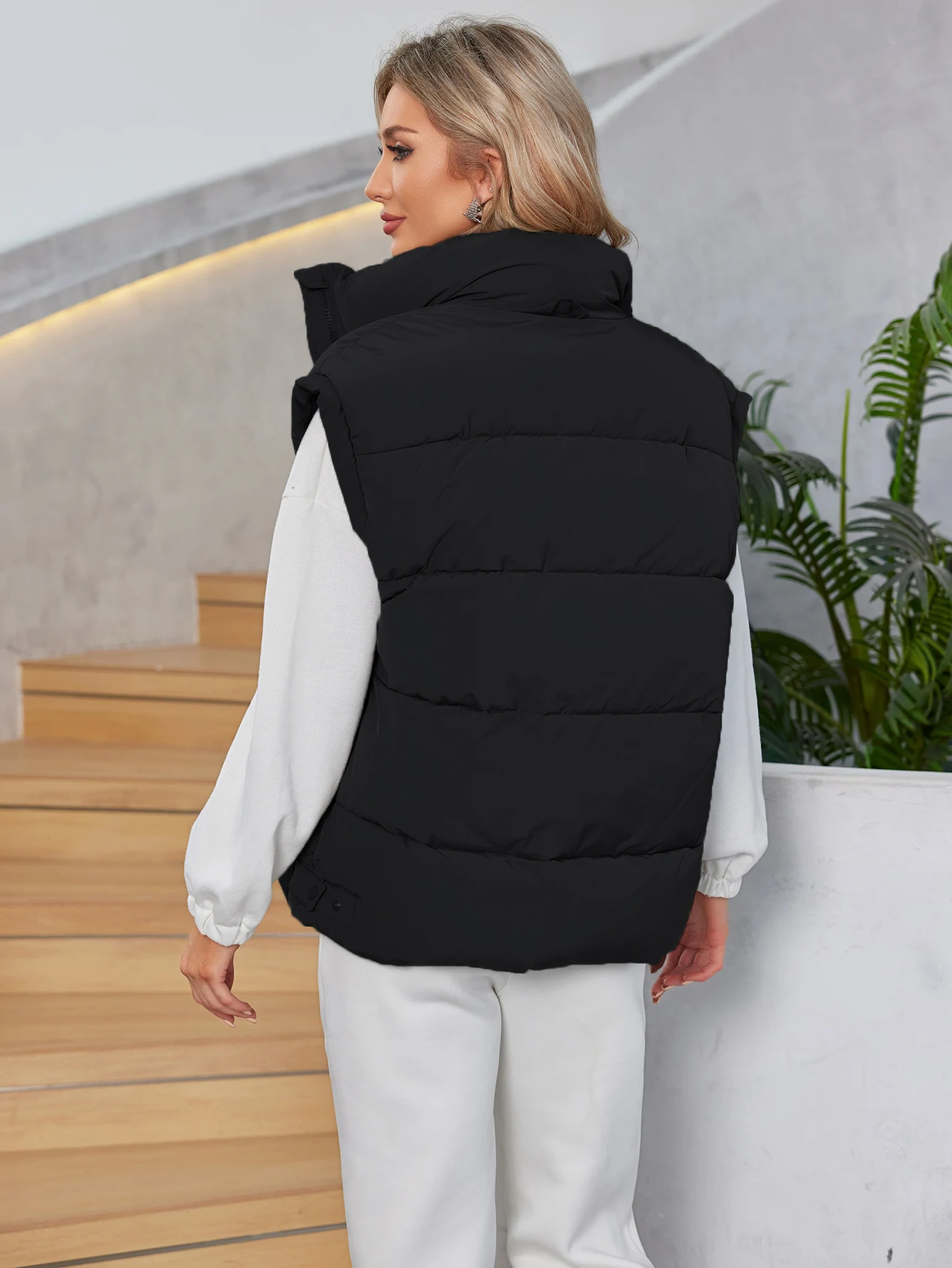 콘시소 여성 오버사이즈 아우터 패딩 조끼 스탠드 칼라 재킷 풀 지퍼 슬리브리스 버블 패딩 조끼 퀼팅 패딩 따뜻한 코트