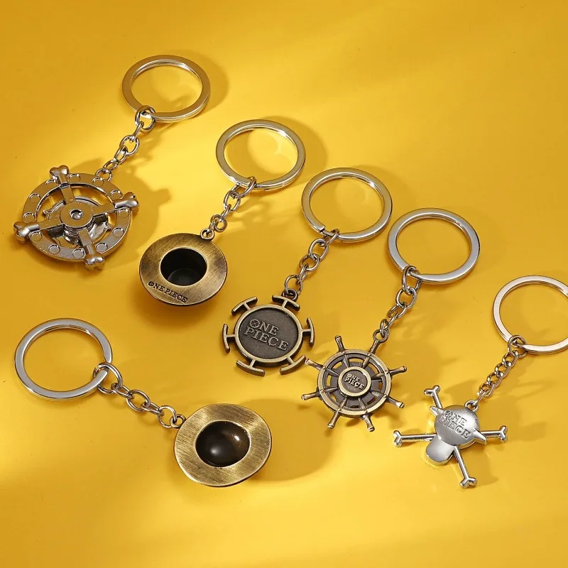 Een Stuk Luffy Ace Strohoed Sleutelhanger Metalen Hanger Creatieve Nieuwe Roronoa Zoro Luo Mannen en Vrouwen Auto Sleutelhanger Tassen Groothandel