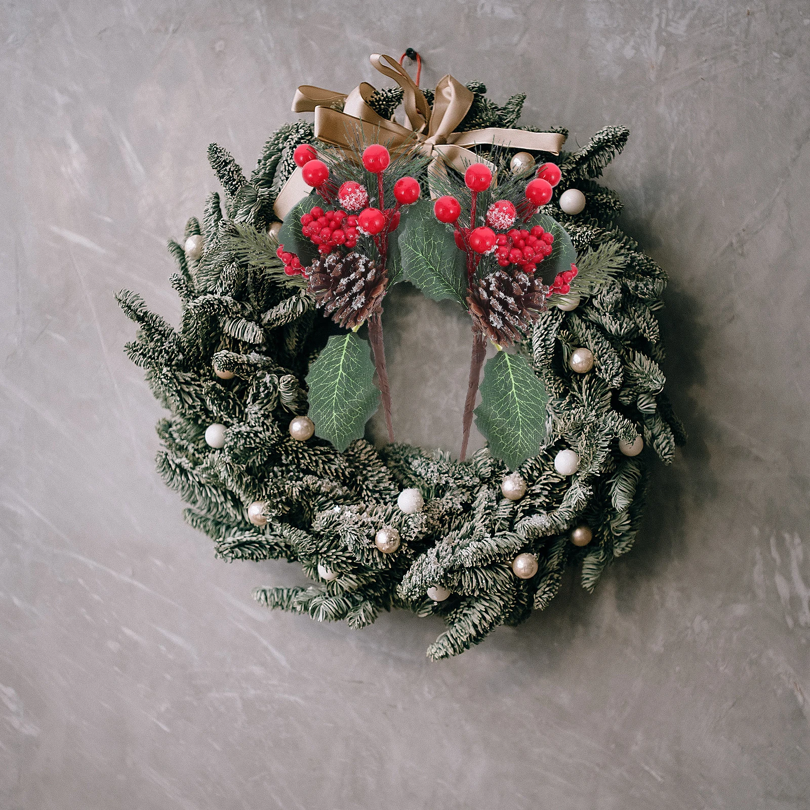 

8Pcs Faux Pine Needle Cuttings Christmas Tree Decoration Premium PVC Material Nonfading Ecofriendly Simulation Pine Cones