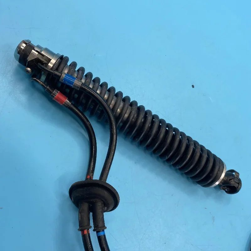 

OEM95551238300 для задней крышки гидравлического цилиндра задней двери Cayenne