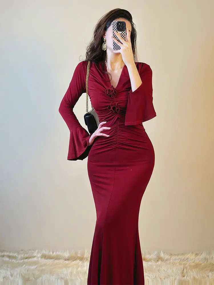 24 Autumn New Style Premium Solid Color Long Skirt with Niche Design Horn Sleeve 2-piece Set