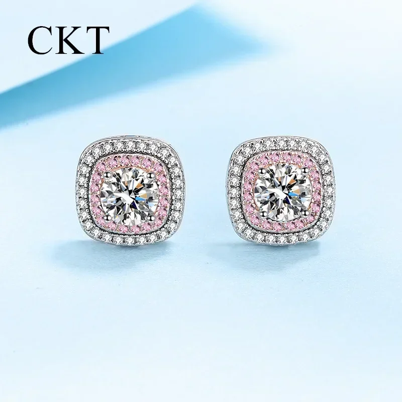 

18K White Gold Stud Earrings for Women Split Color Rose Gold Plating 1 Carat Moissanite Atmosphere Platinum Pt950 Fine Jewelry