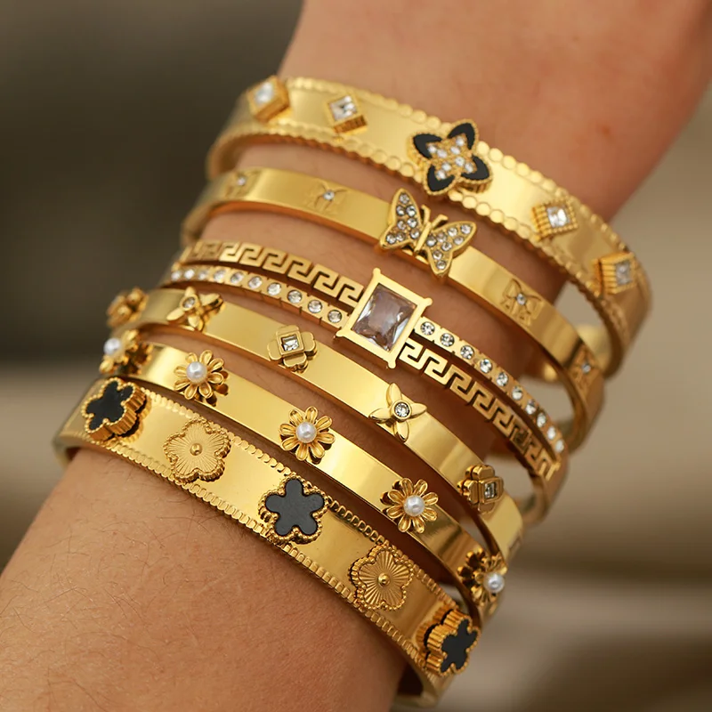 

Classic 316L Stainless Steel Metal Crystal Flower Bangles for Women Fashion Brand Jewelry Butterfly Bangles Party Accessories