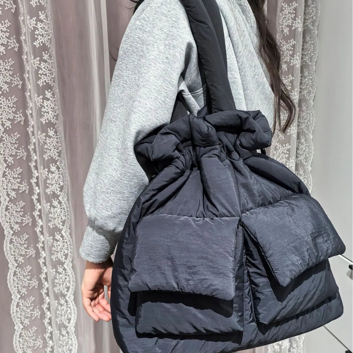 

Puffy Cotton Padded Shoulder Bag Winter Quilted Drawstring Bags for Women Shopper Tote Down Space Bag Design Handbags Purses NEW