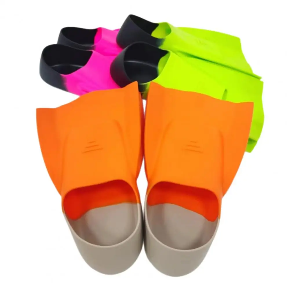 Adults Kids Swimming Flippers Silicone Diving Fins Non-slip Swimming Training Fins Snorkeling Flippers Short Blade Flippers Leg