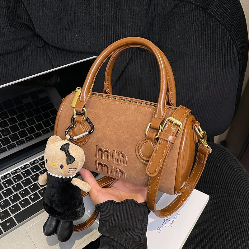 

Новая сумка Boston в стиле ретро 2025 года — мягкий матовый кошелек через плечо/плечо, стильная сумка-подушка с винтажным очарованием, элегантная и просторная