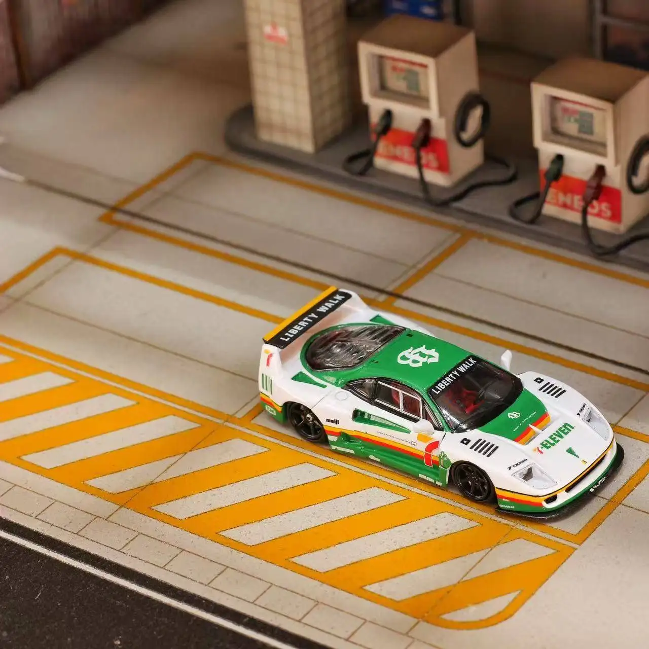 PLAYER Custom Edition 1:64 Alloy F40 Car Model Simulation Ornament Limited Collection