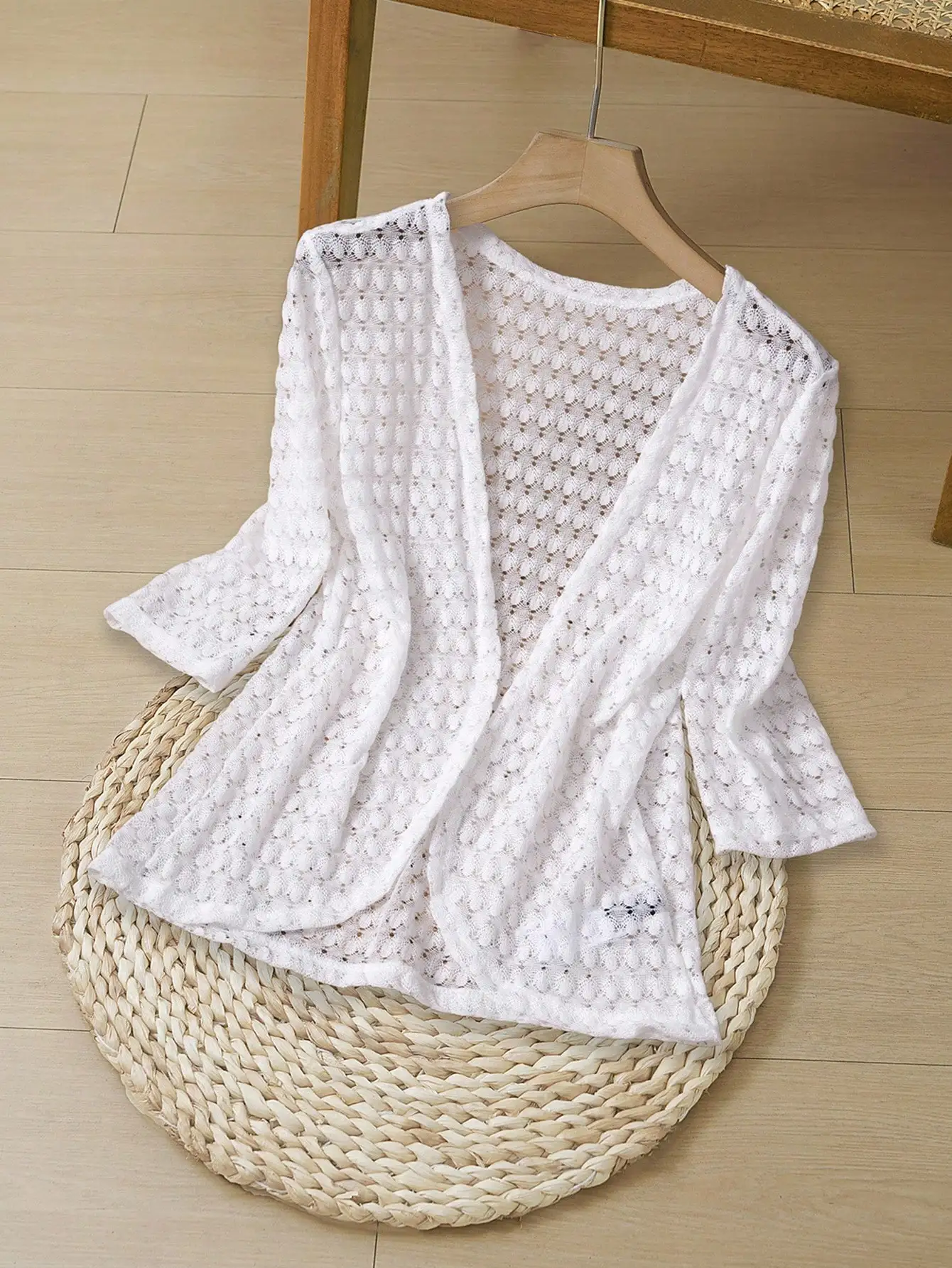 Biały koronkowy kardigan z otwartym przodem dla kobiet, letnia narzutka plażowa, swobodny styl boho z rękawami 3/4