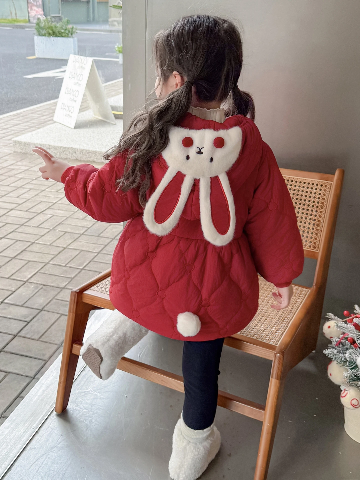 

Thiened Rabbit Ear Cotton Jaet for Girls Winter Sle Warmthly Designed Children's Clothing New 2026 Faion Sweet Cotton...