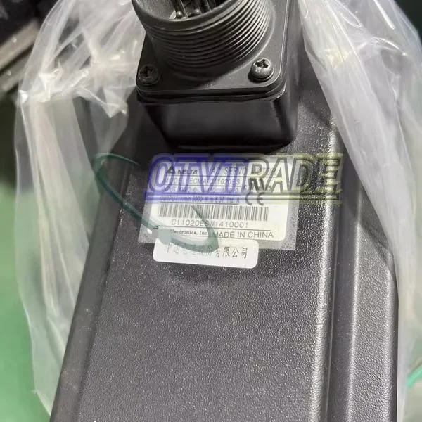 

1 шт. Электродвигатель переменного тока Ecma-c11020es, абсолютно новый, оригинальный, в наличии